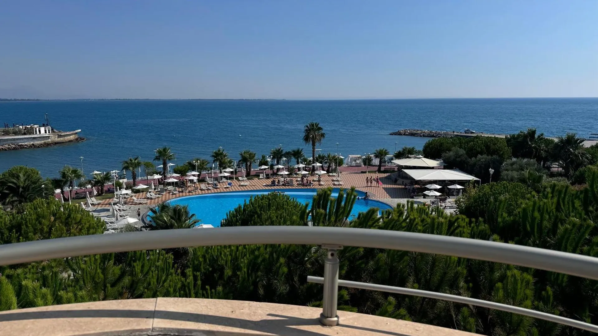 Inheritor Resort Lezhe